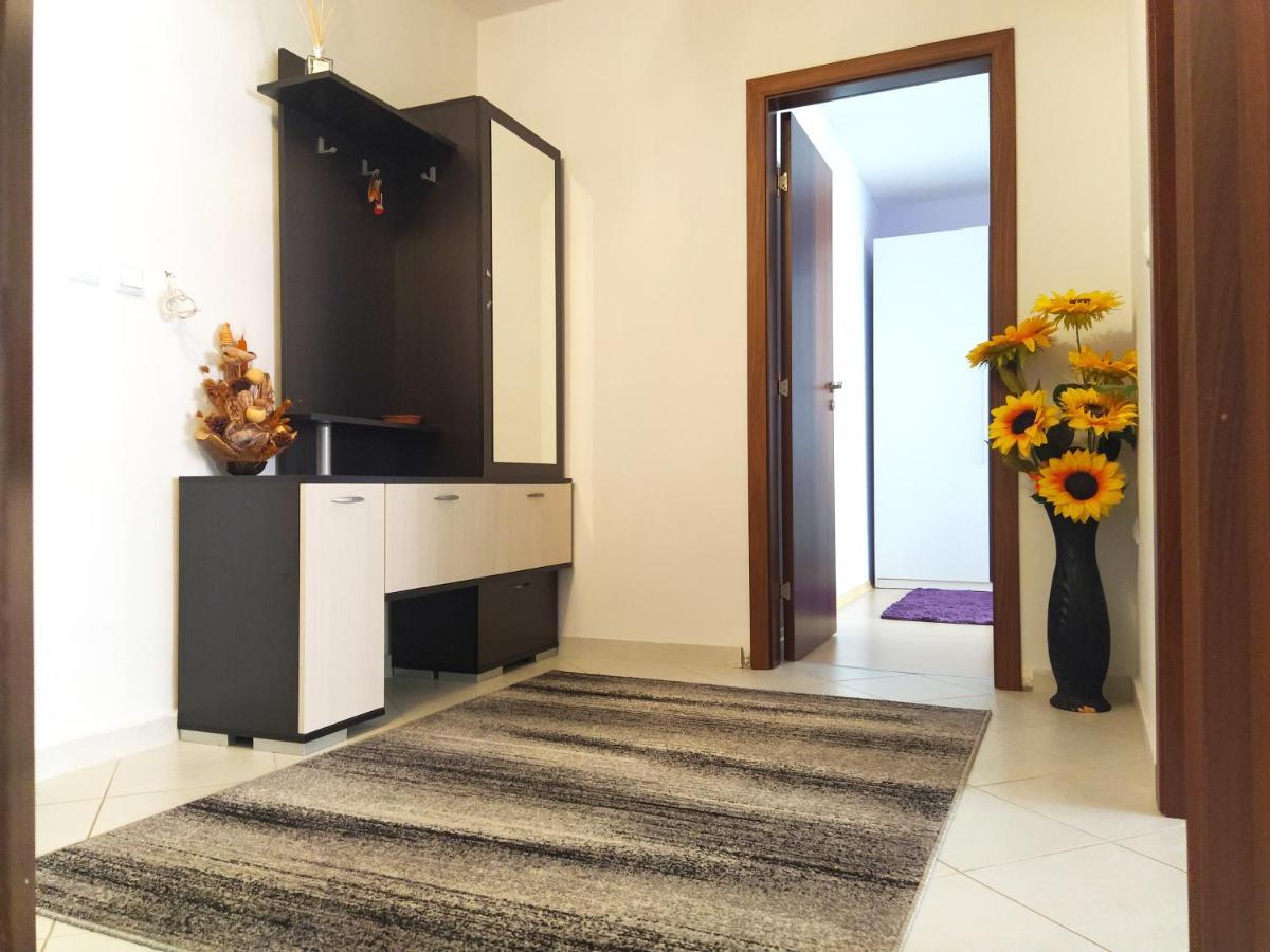 Modern Apartment In Burgas Bagian luar foto